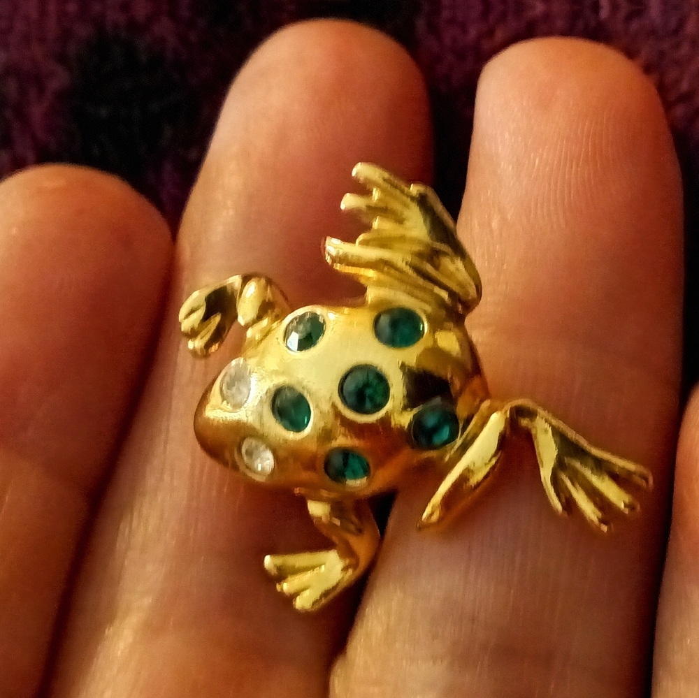 Vintage Avon Frog Tie Sweater Pin - Picture 3 of 4